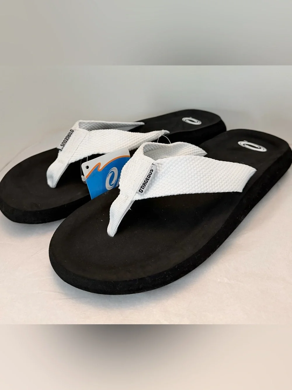 O’Rageous Women’s Black & White Woven Flip Flops Sandals Size 9 NWT